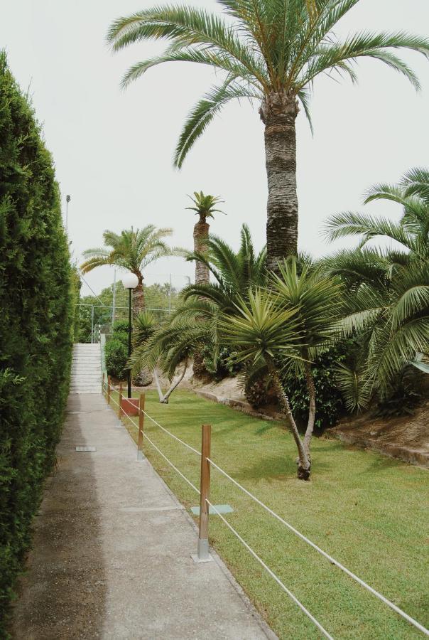 Mholidays Tomares Εξωτερικό φωτογραφία